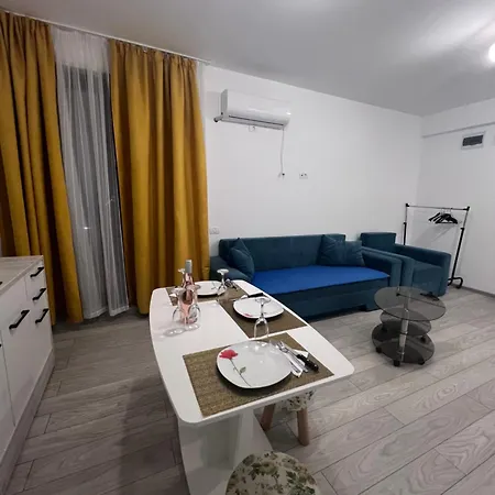 Cris Sunny Năvodari